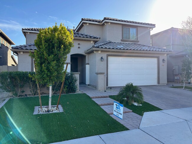 Photo - 8909 W Missouri Ave