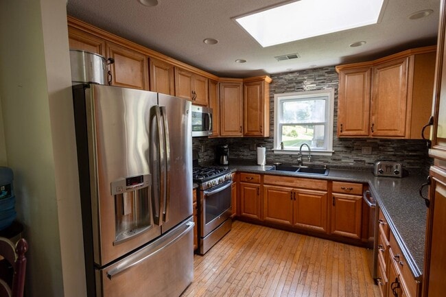18 Pinewood Shores