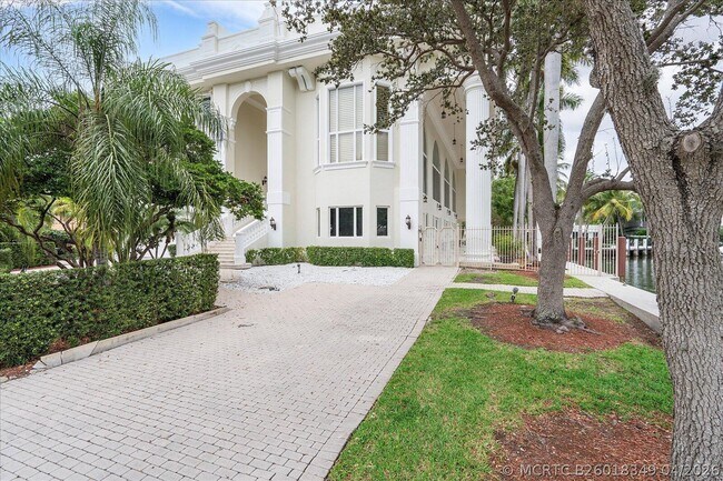 Photo - 414 Riviera Isle Dr