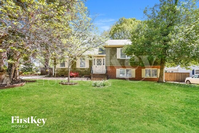 Photo - 1714 Clarendon Dr Casa