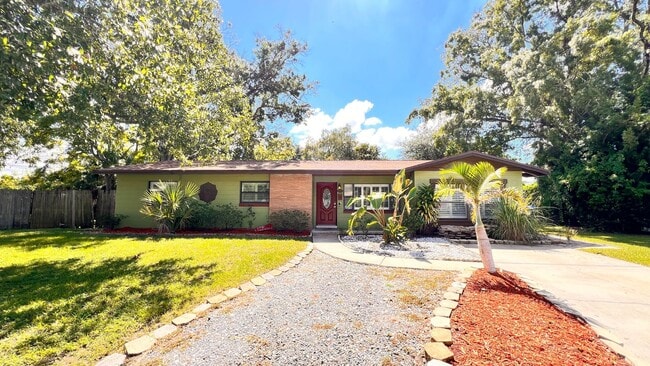 Building Photo - Charming 4 Bedroom, 3 Bathroom Home in Orl...