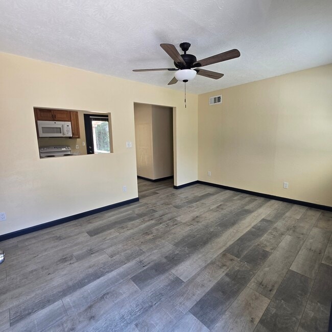 Photo - 1648 Pepper Dr