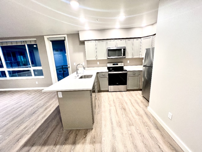 2330 Yakima Ct Unit C301
