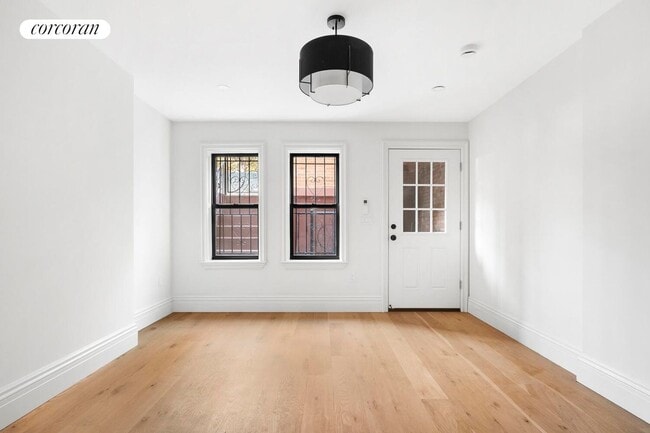 Photo - 386A Lafayette Ave
