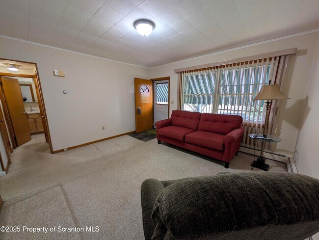 Photo - 810 Gino Merli Dr