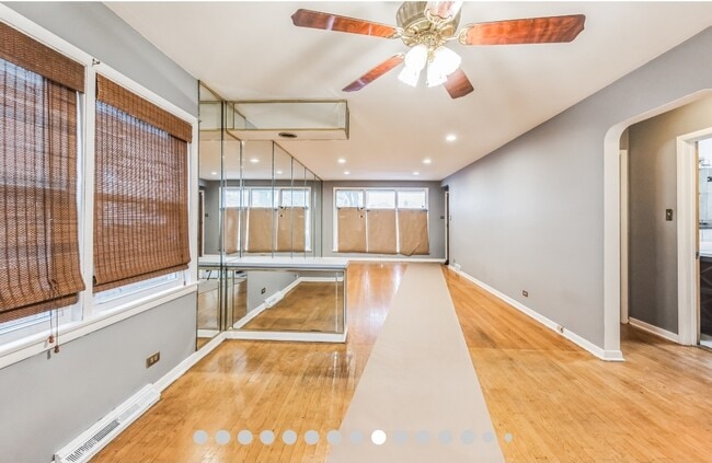 Photo - 8736 S Cornell Ave