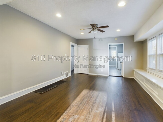 Photo - 5912 Paseo Blvd