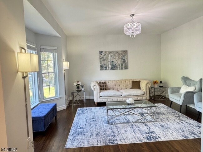 Photo - 432 Jarrard St