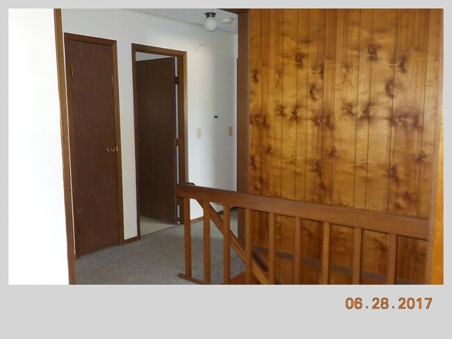 Photo - 1628-1628 W Lincoln Ave Unit 1628