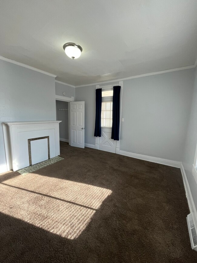 Photo - 1227 E Chestnut St