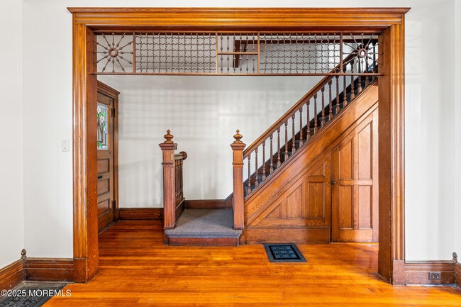 Photo - 50-52 Peters Pl