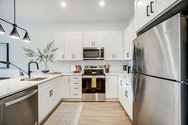 The Brinkley at the Edge apartments — community photo