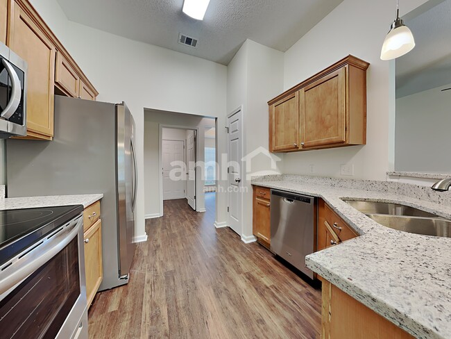 Photo - 362 Stonebridge Cir