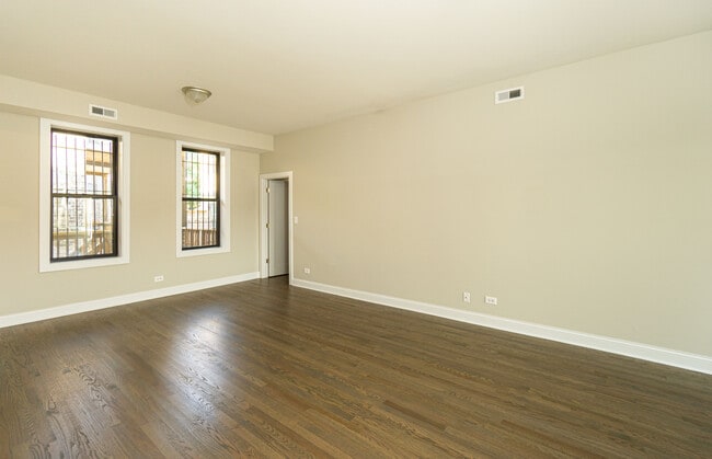 Photo - 3405 W Fullerton Ave Unit 2F