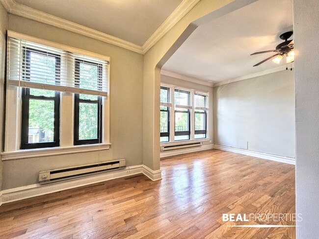 Photo - 4737 N Hermitage Ave Unit 1 bed