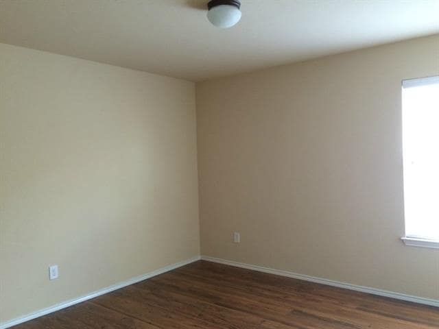 Photo - 7129 Derbyshire Dr