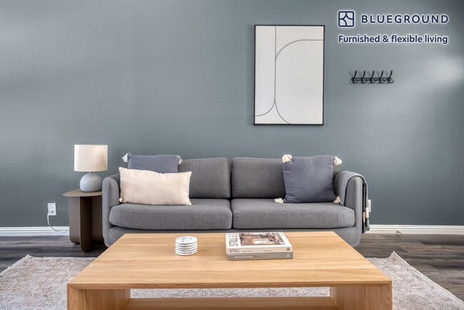 Photo - 710 Laurel Ave Unit FL3-ID1131