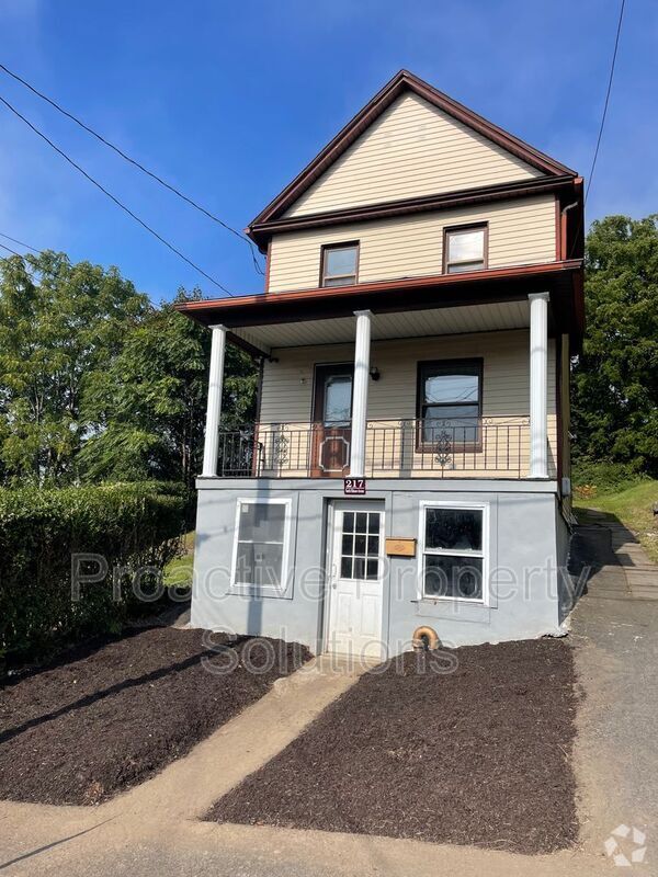 Maple Manor Nearby Houses for Rent Taylor PA 5 Houses