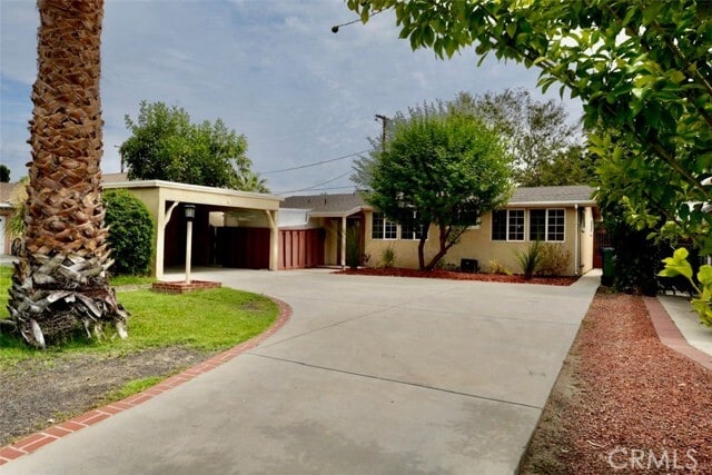 Building Photo - 8512 Fullbright Ave