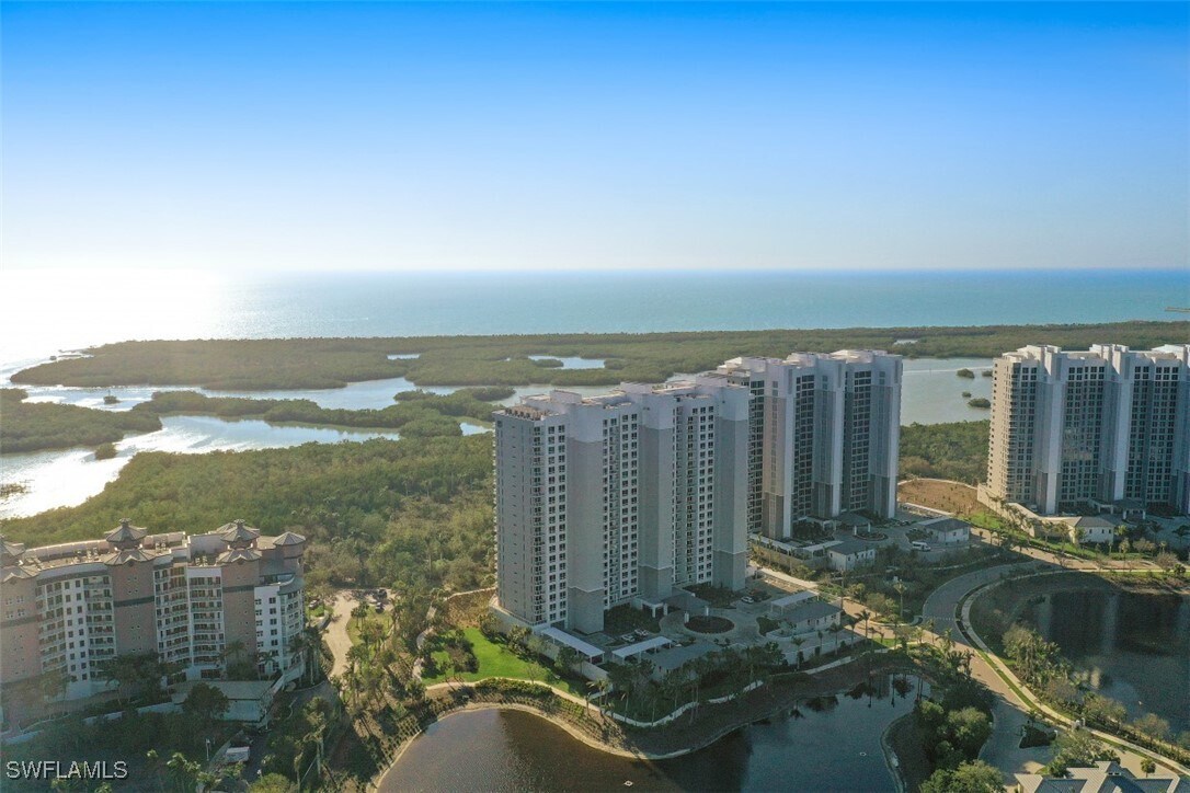 Photo - 13915 Old Coast Rd Unidad 305 Rental