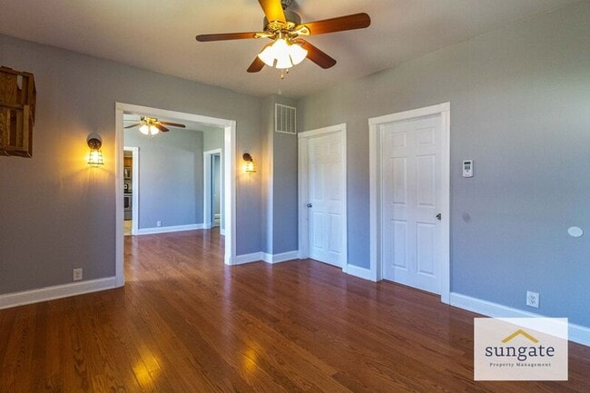 Photo - 4607 Simms Ave