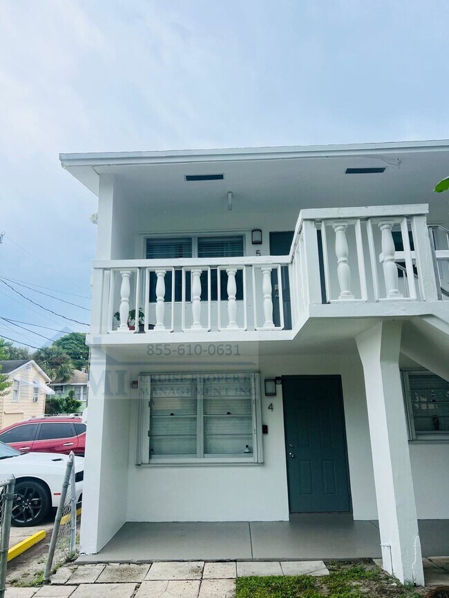 Photo - 523 S K St Lake Worth, FL 33460