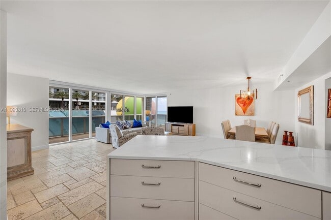 Photo - 1800 S Ocean Dr Unidad 1210