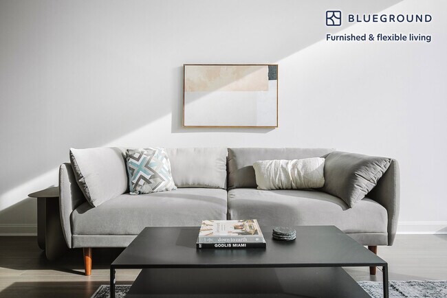 Photo - 500 N Lake Shore Dr Unidad FL30-ID1173