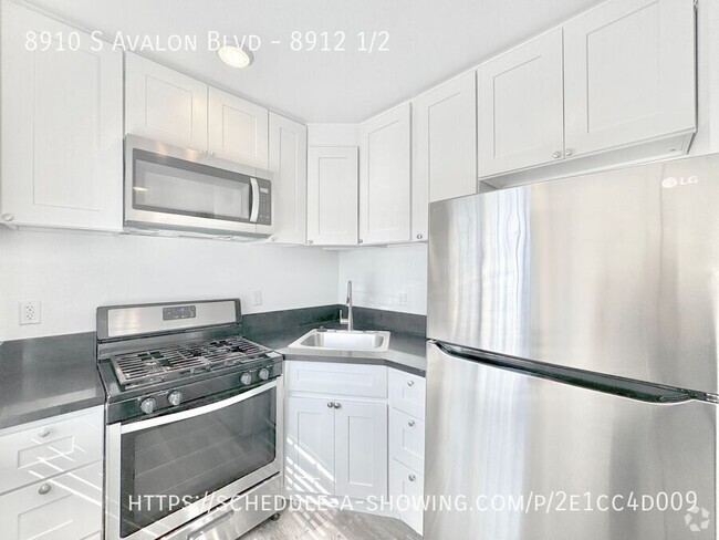 Building Photo - 8910 S Avalon Blvd Unit 8912 1/2 Rental