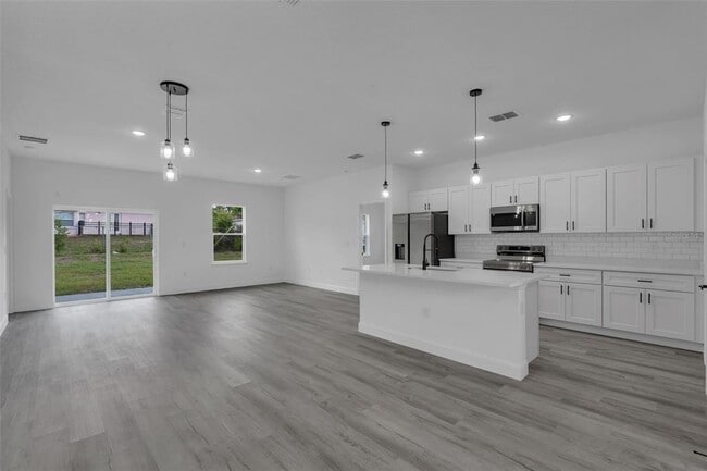 Photo - 2211 SW 153rd Pl Rd