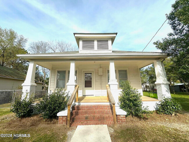 Building Photo - 1810 Wilmington St Rental