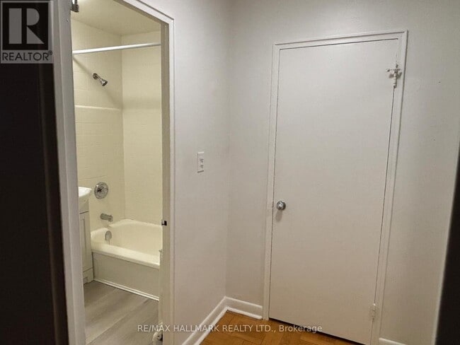 Photo - 134 Lawton Blvd