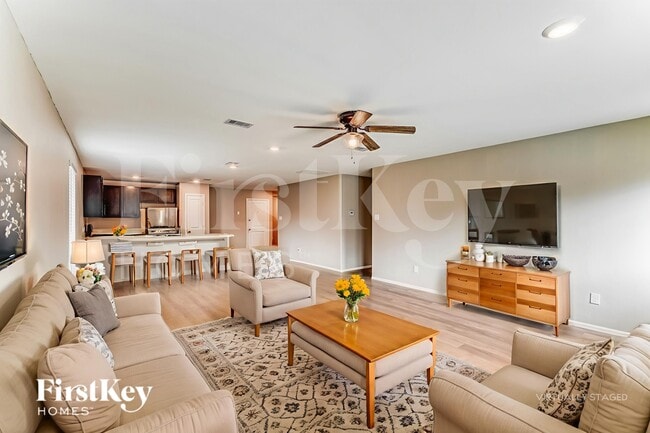 Photo - 3406 Hughes Mdw Wy