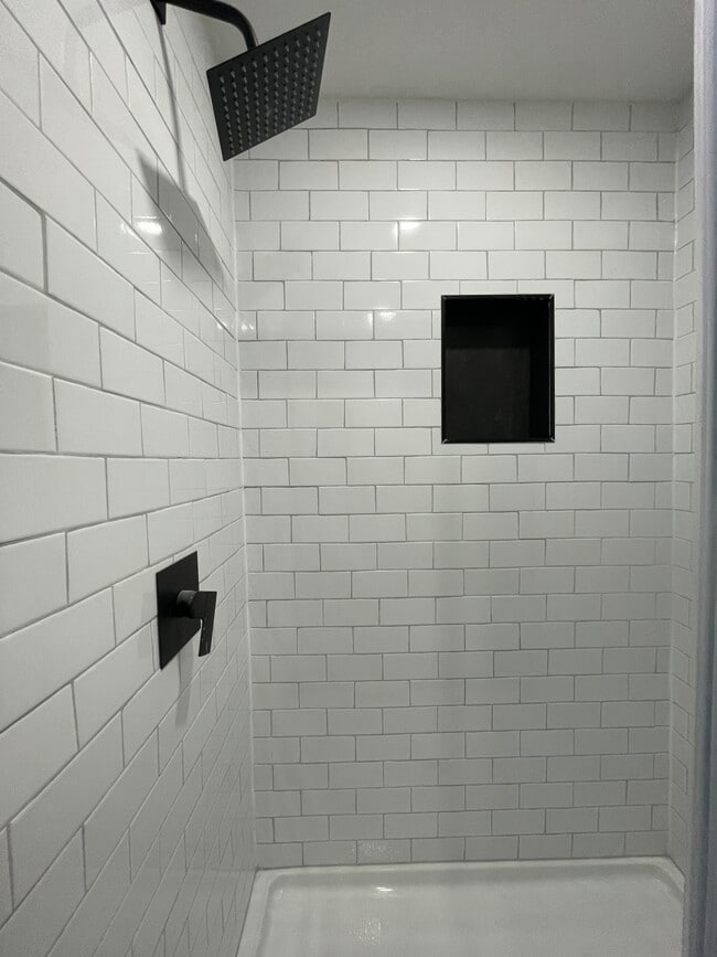 Photo - 1299 Brunswick Ave Unit 2