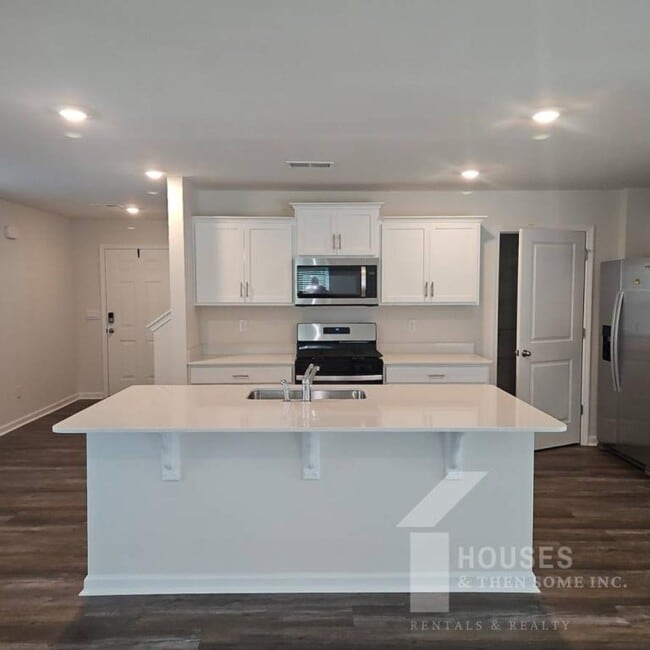 Photo - 119 Cranford Rd