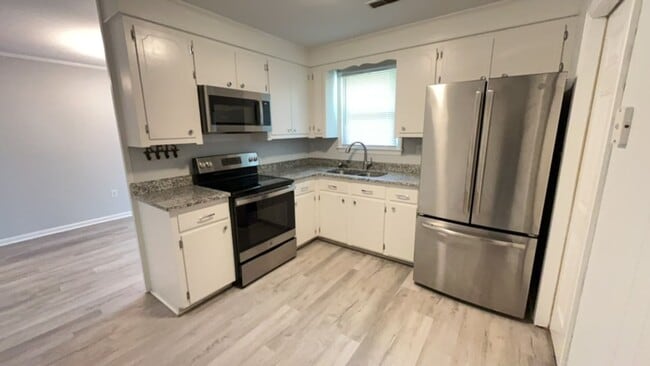 Photo - 3 Bedroom, 1.5 Bath Home in Ladson