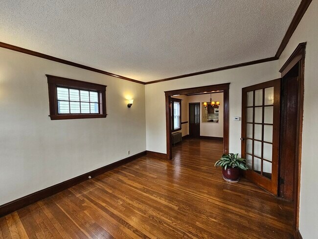 62 Governor Winthrop Rd Unit 1##