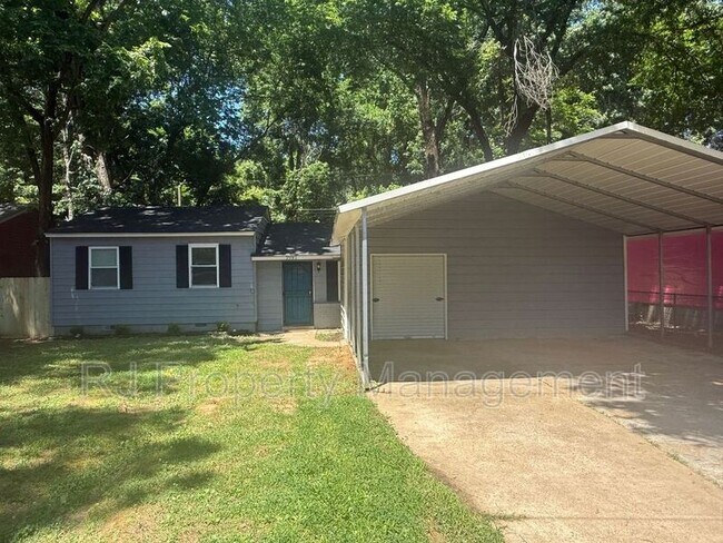 Photo - 3981 Maynard Dr