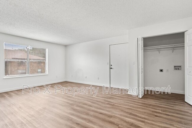 Photo - 3111 W Greenwood St Unit 9