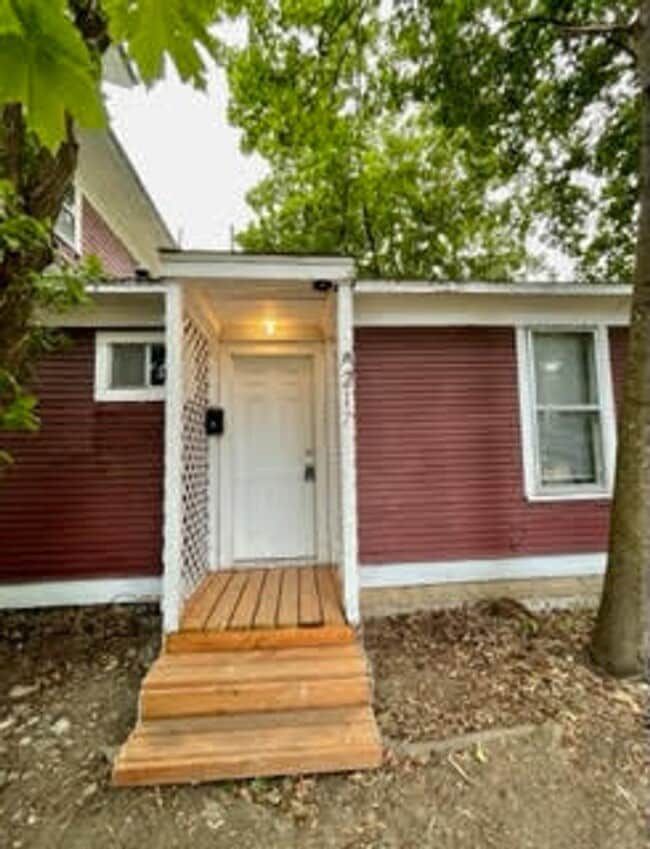 518 G Street Apartments!