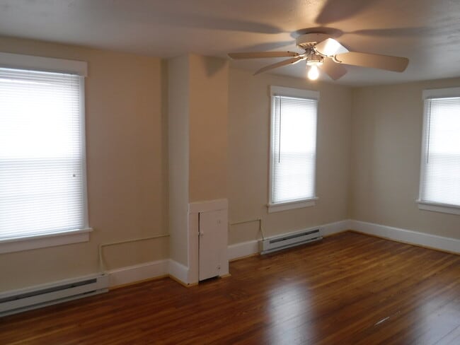 Photo - 13706 Maugansville Rd