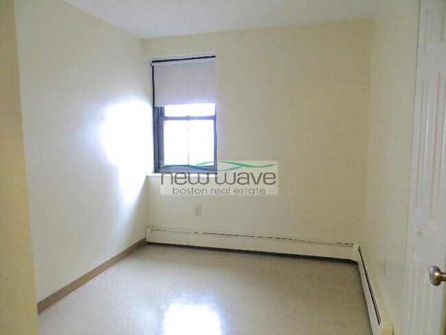 586 Massachusetts Ave Unidad 1,