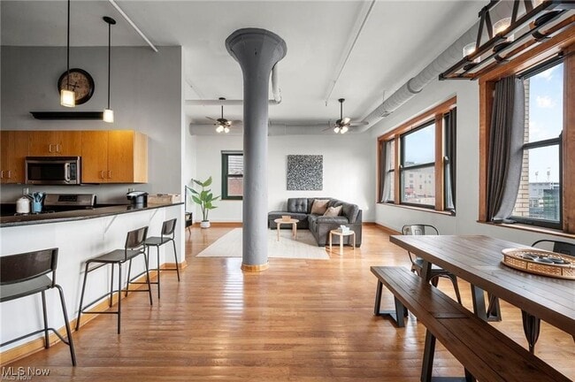 Photo - 2077 E 4th St Unit 8E