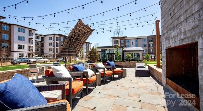 Photo - 6408 Providence Farm Ln Unidad A2