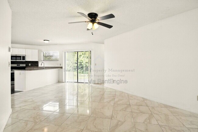 4523 Hidden Oak Ct