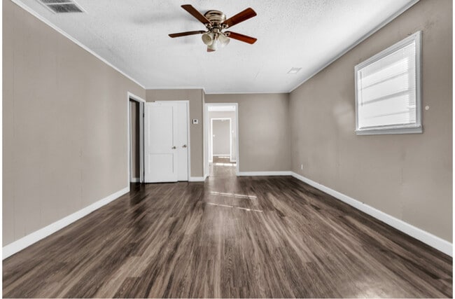 Photo - 769 Hilton St