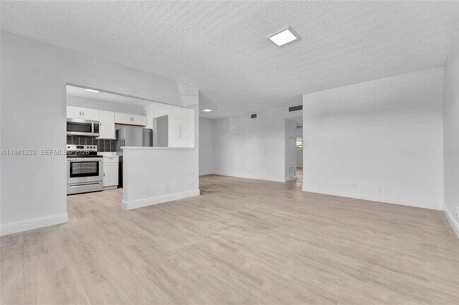 Photo - 2060 NW 81st Ave Unit 322