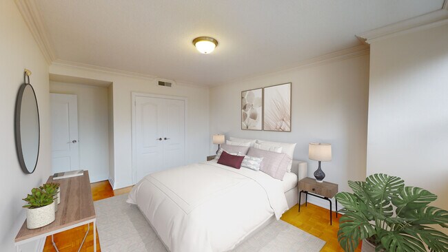 Photo - 50 Prince Arthur