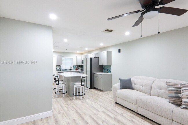 Photo - 5300 NW 15th Ct Unit 1