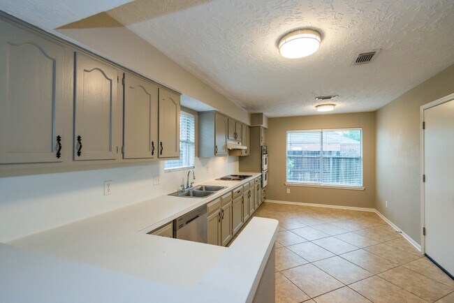 Photo - 20515 Broadsky Dr